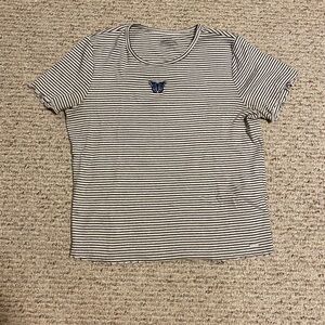 Butterfly tee
